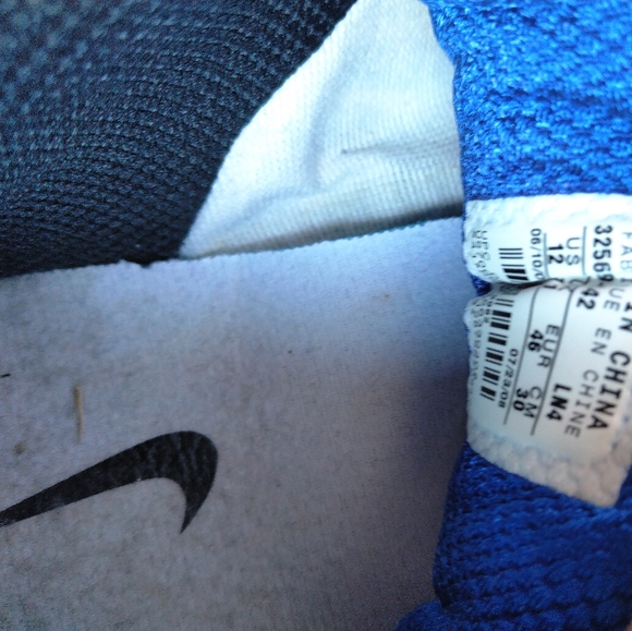 Nike shoes - Picture 6 of 7